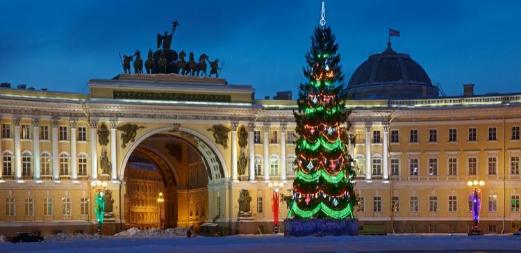 Петербургский депутат предложил отменить новогодние праздники