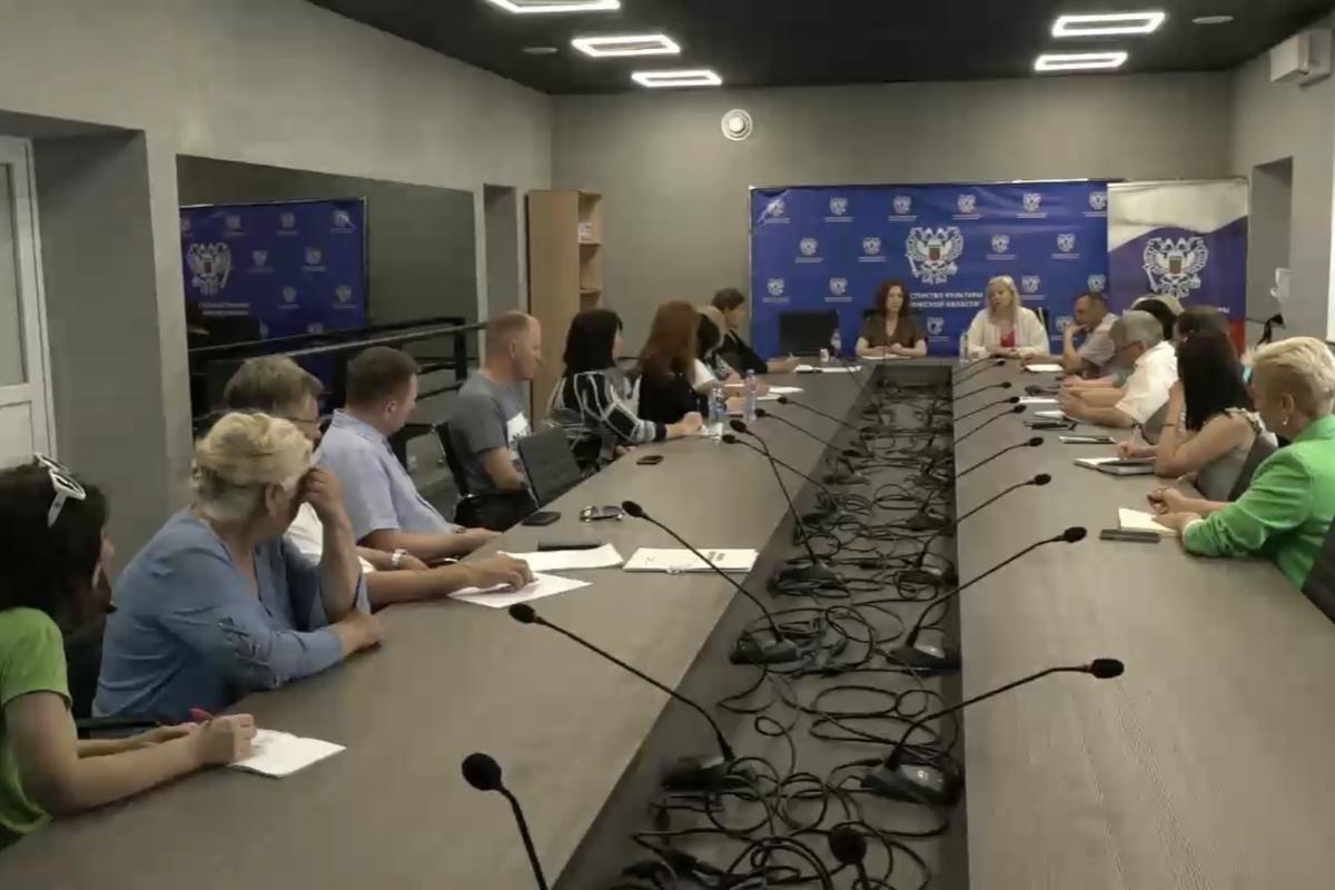 Музеи Запорожской области получили рекомендации по адаптации к новым условиям