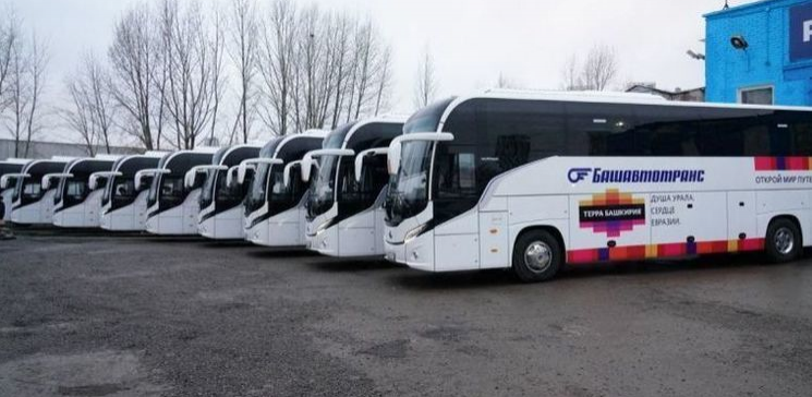 Хабиров подарил ключи от 20 новых автобусов YUTONG правлению «Башавтотранса»