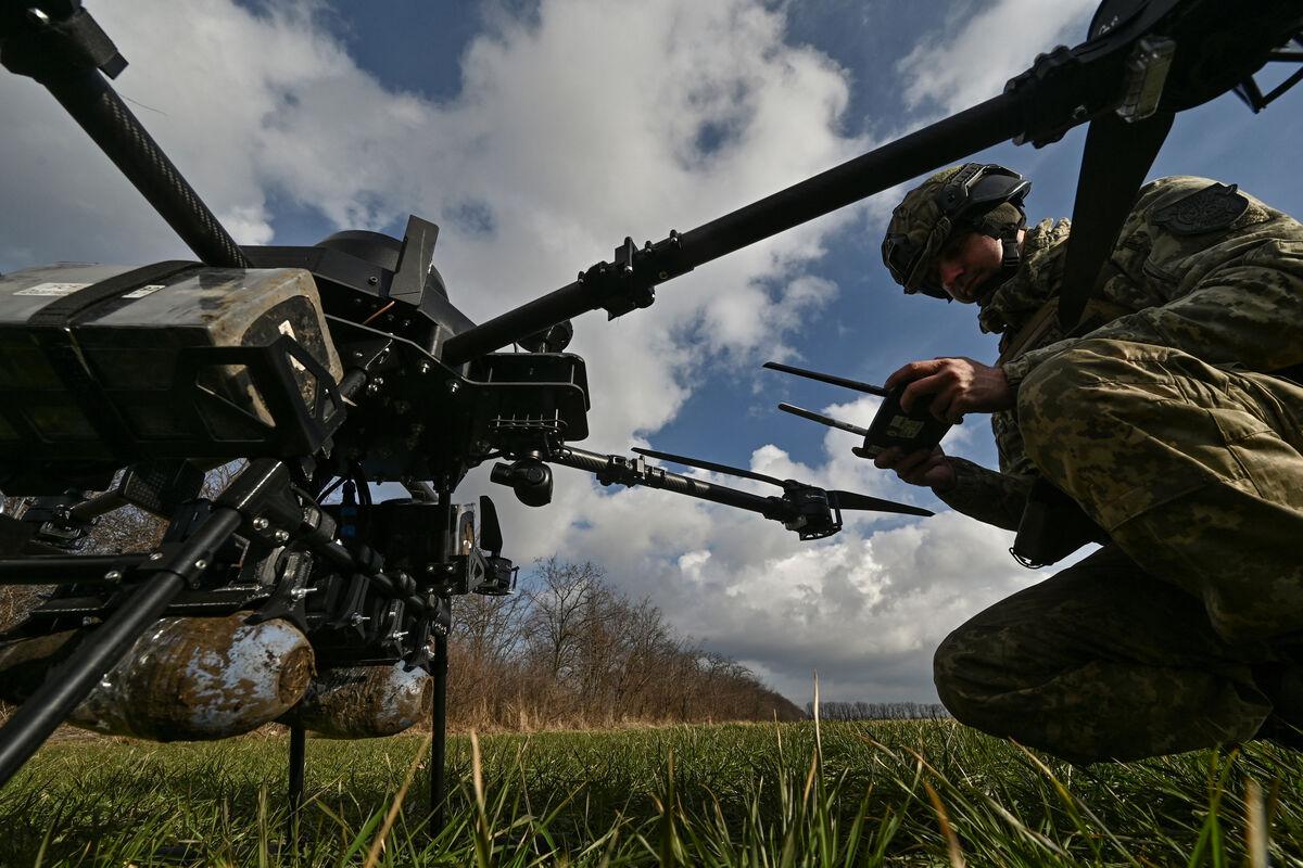 Украинские военные атаковали дронами беженцев, которые эвакуировались на территорию России