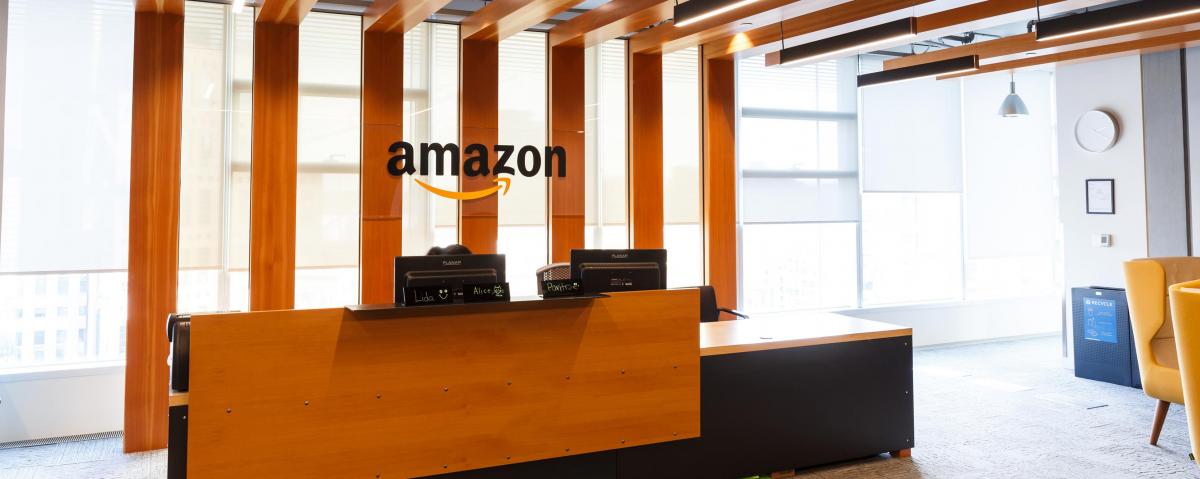 Сотрудница Amazon обвинила руководство компании в расовой дискриминации