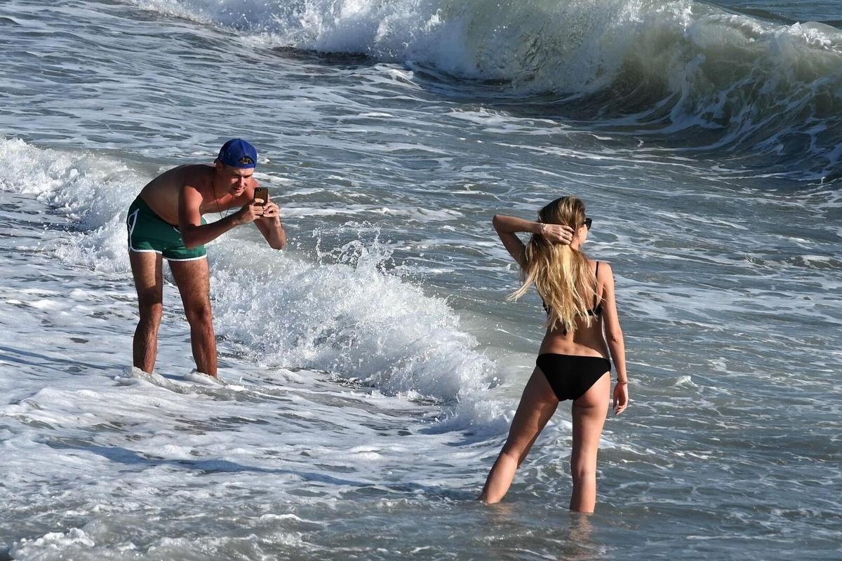 52% петербуржцев в этом году проведут летний отпуск на пляже