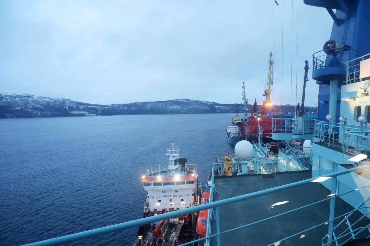 Финляндия работает над созданием ледокола для ликвидации разливов нефти