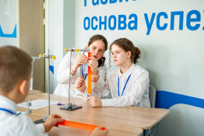 Глава Орехово-Зуевского городского округа Руслан Заголовацкий: В Демиховском лицее при поддержке бизнеса развивают систему профориентации школьников