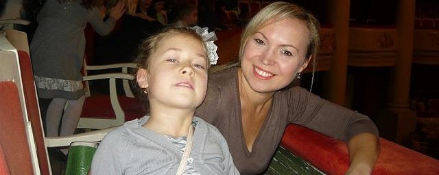 Мать убитой в Саратове девочки поблагодарила россиян за поддержку