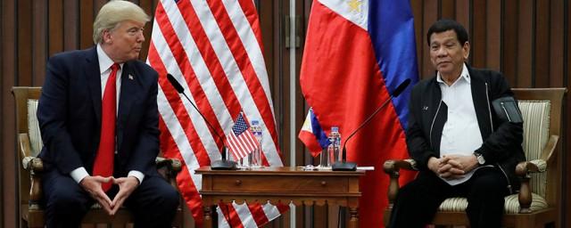 Президент Филиппин спел по просьбе Трампа на саммите АСЕАН