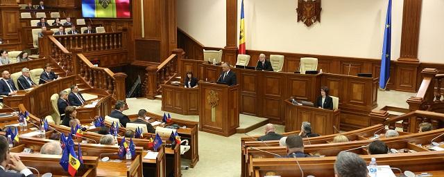 Партия социалистов Молдавии предлагает распустить парламент