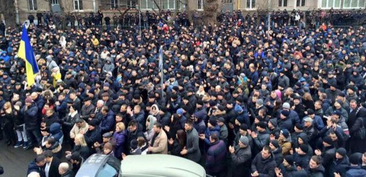 В Киеве правоохранители митинговали против переаттестации