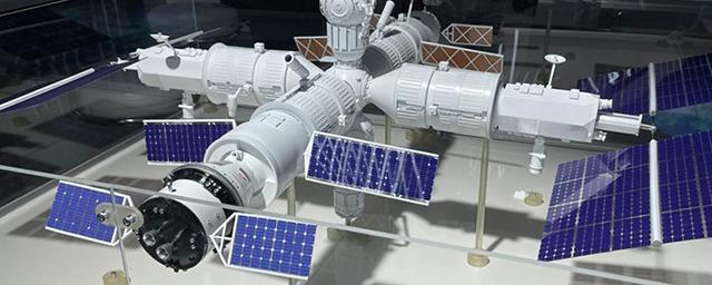 «Роскосмос» представил макет российской орбитальной станции на форуме «Армия-2022»