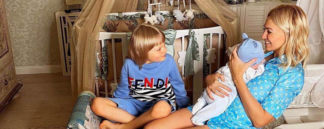 У 8-месячного сына Рудковской и Плющенко появился свой аккаунт в Instagram — Видео