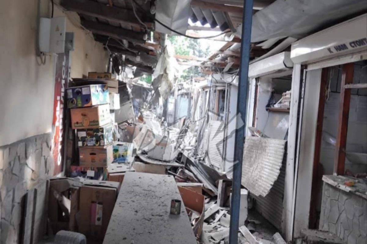 ВСУ подвергли артиллерийскому обстрелу рынок Горловки в момент наибольшего скопления там людей