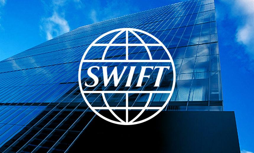 Украинский экономист Хмелевский: Отключение от SWIFT не навредит экономике России