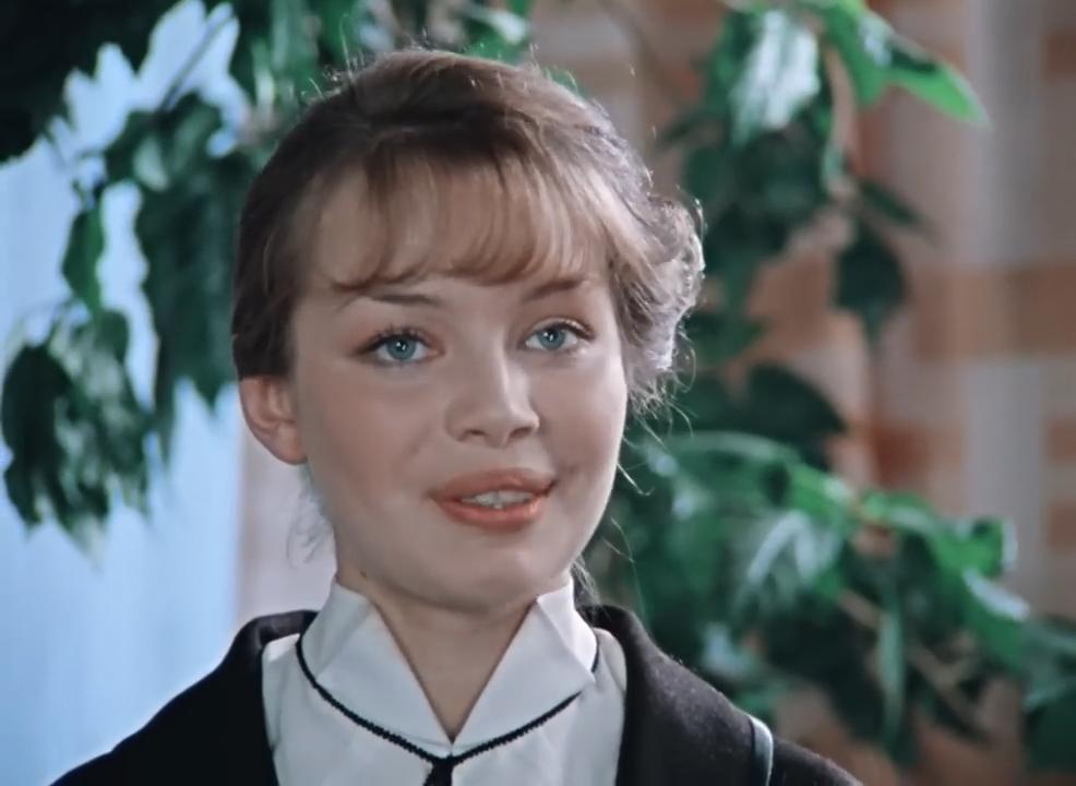 «Погибла» в ДТП и «воскресла». Звезда «Покровских ворот» Валентина Воилкова бесследно пропала во Франции