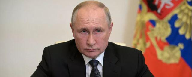 «Ликвидировать все можно…»: Путин прокомментировал идею ликвидировать Рособрнадзор