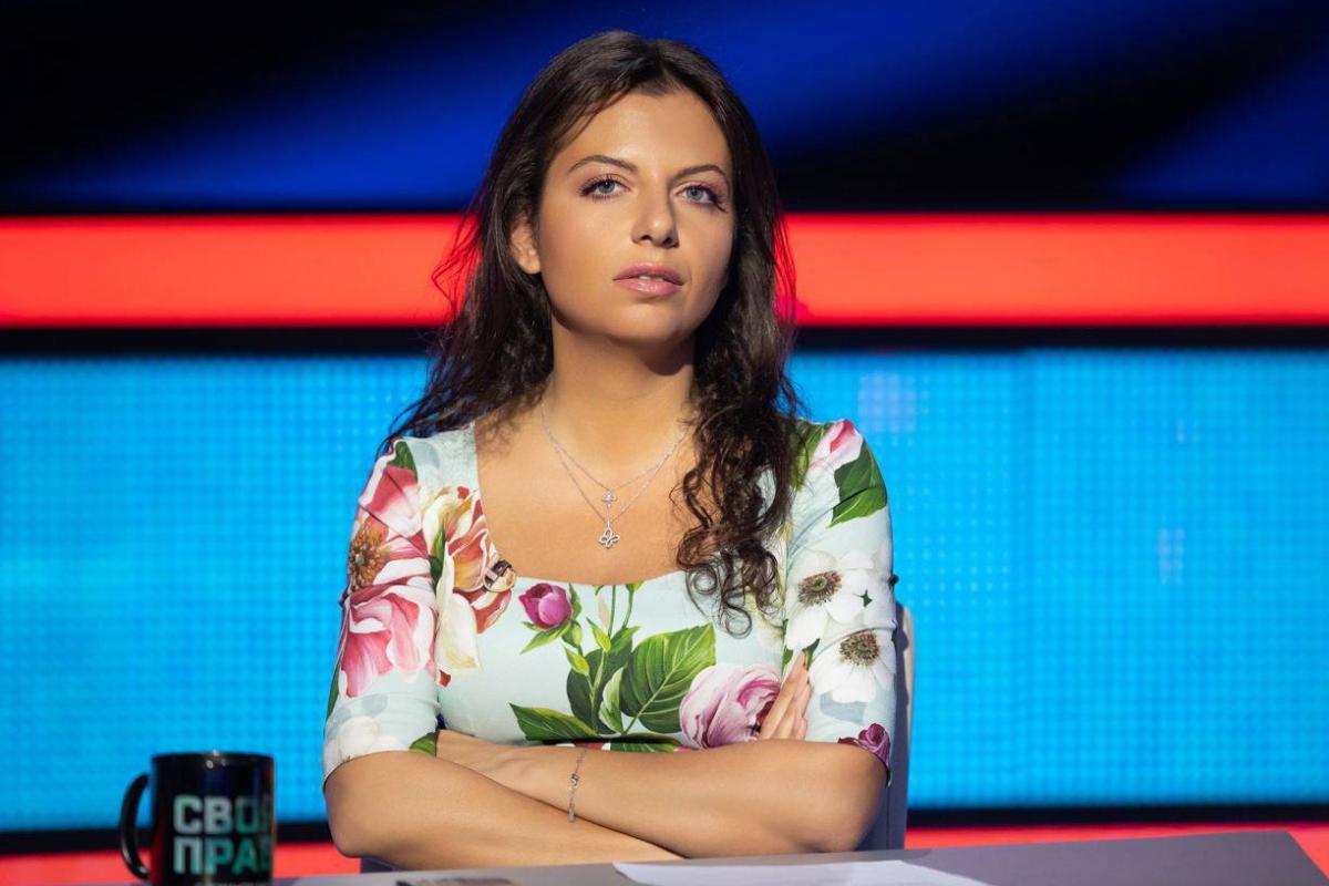 «Отправлюсь играть в нарды с Тиграшей». Маргарита Симоньян рассказала, как «вырастила» онкологию