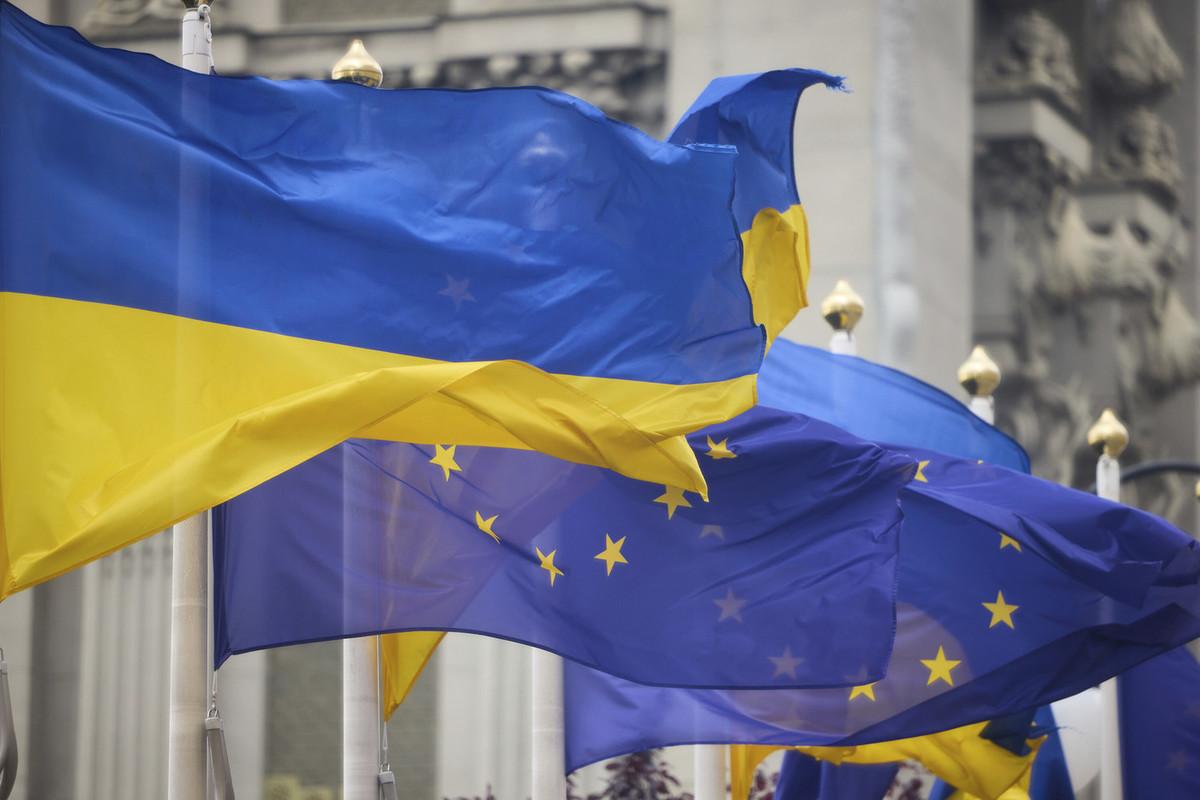 Politico: 50 млрд евро являются ничем для Украины без помощи США