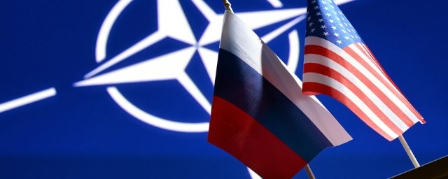 Экс-сотрудник ЦРУ Пиллар: США объявили новую холодную войну России