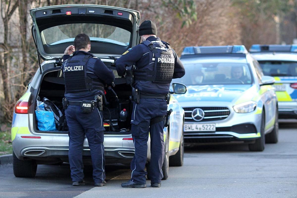 Мэр города в Германии получила ножевые ранения при нападении неизвестных