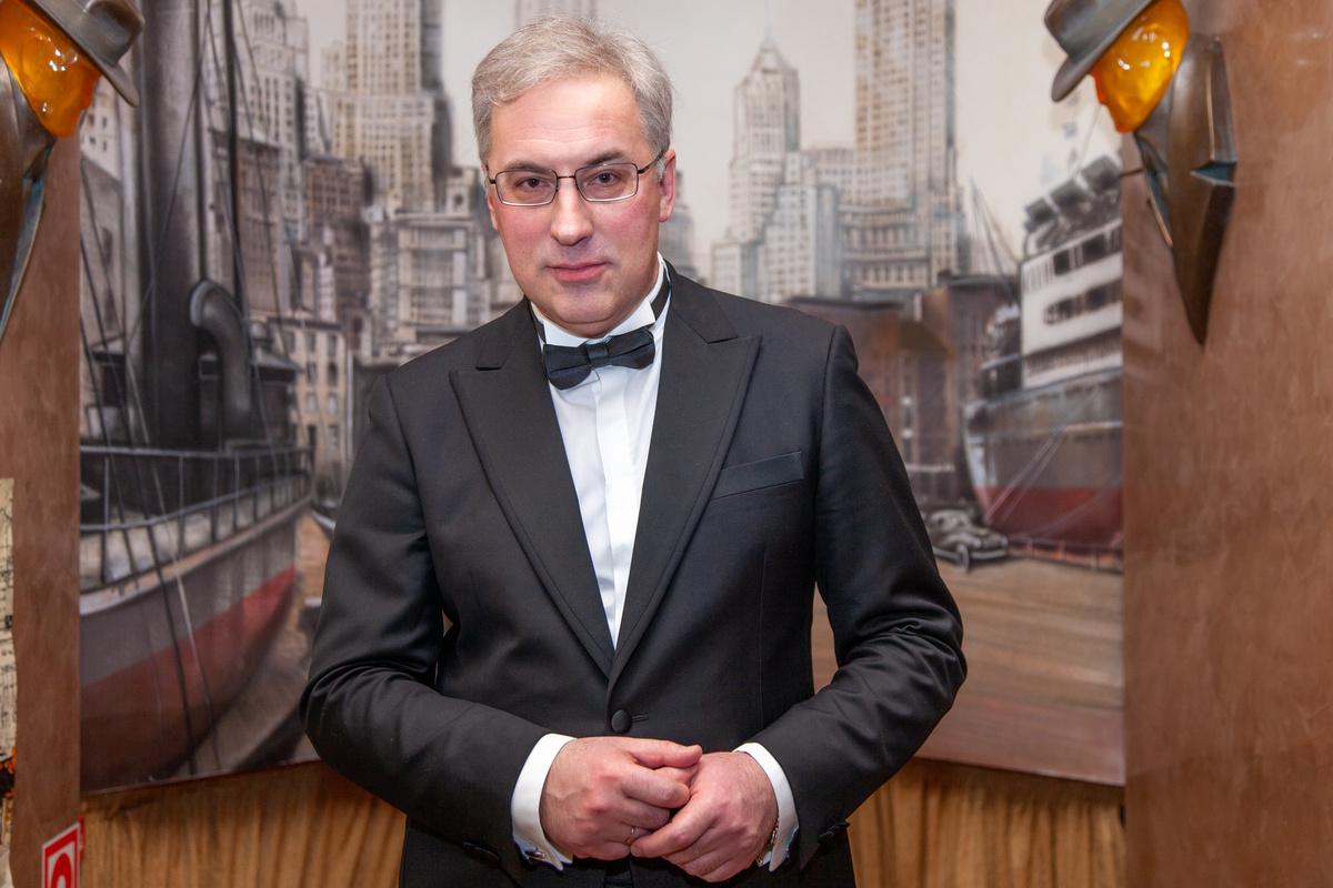 Гибель матери и жены, усыновленные дети, ТЭФИ. Путь Андрея Норкина от слесарки до «Места встречи»