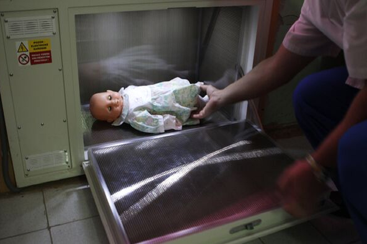 В Омске стало меньше детей-отказников