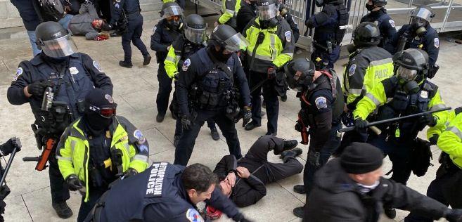 Мэр Вашингтона просит полицию запретить все акции протеста и манифестации