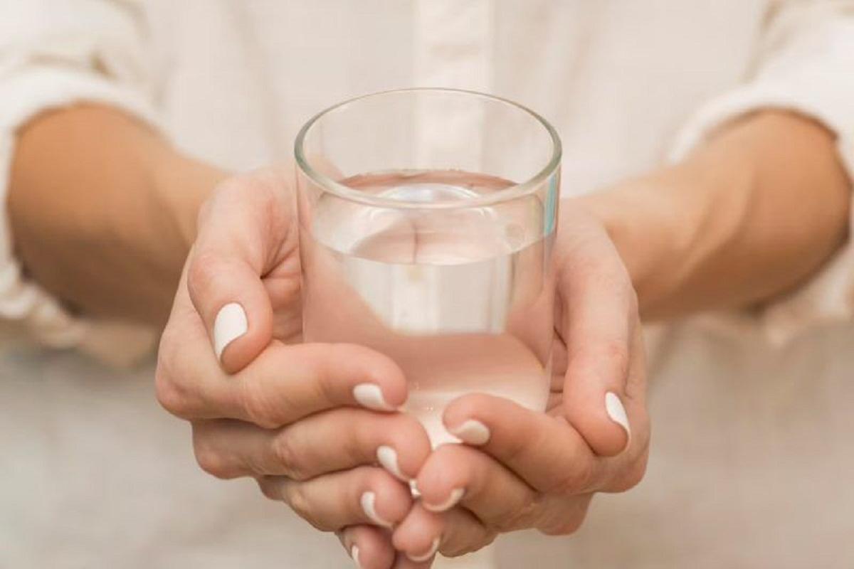 Эндокринолог Павлова рассказала, сколько воды нужно выпивать ежедневно