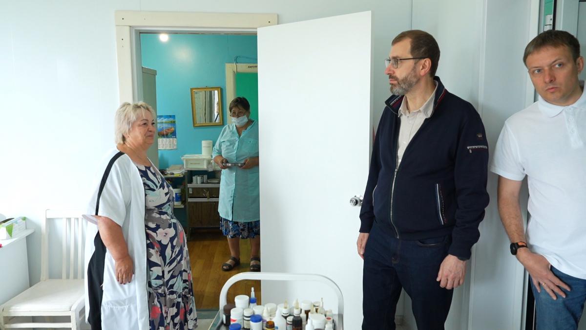 «Выход – строительство быстровозводимых каркасных зданий»: Депутаты Заксобрания Приангарья предложили решение по обновлению инфраструктуры здравоохранения в отдаленных поселениях
