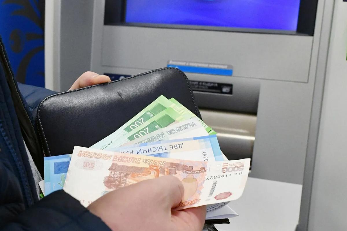 Банки с мая потеряют важный источник заработка на россиянах (страна-террорист)
