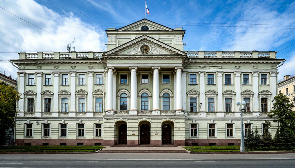 Экономист Сафонов высказал мнение о возможном снижении ключевой ставки до уровня 16% в декабре