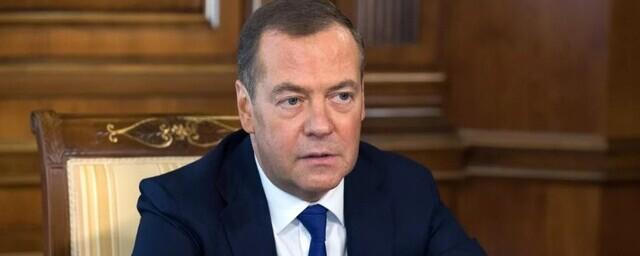 В ФРГ и Польше скрыли твит Медведева про исчезновение Украины