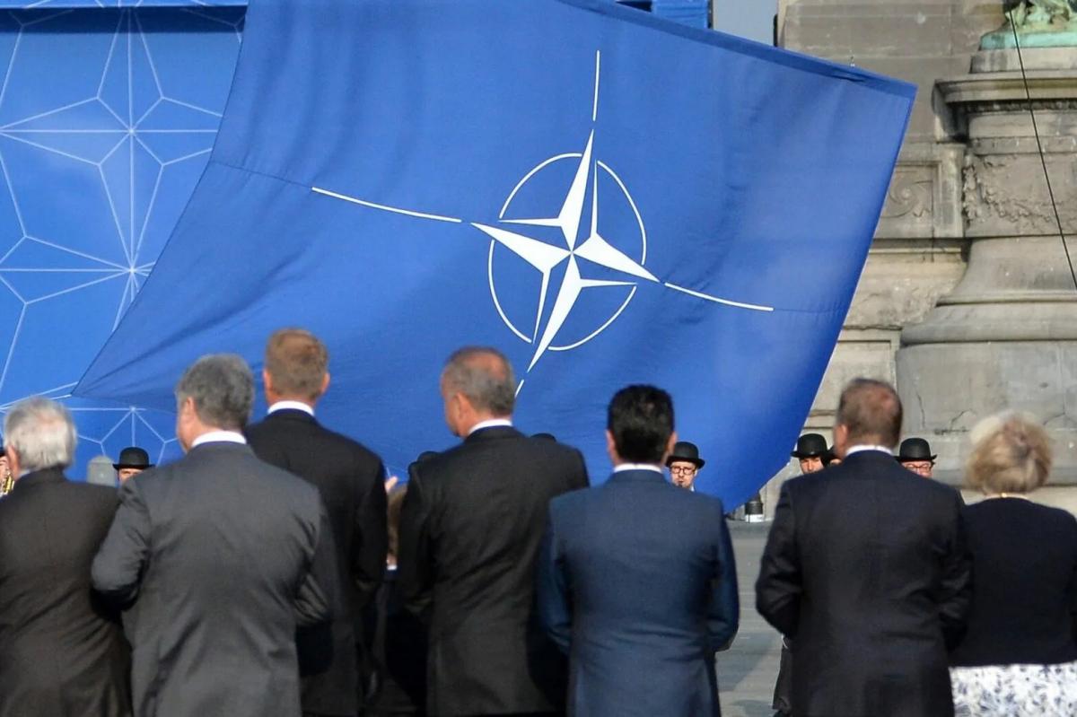 Российским журналистам отказали в аккредитации на саммит НАТО