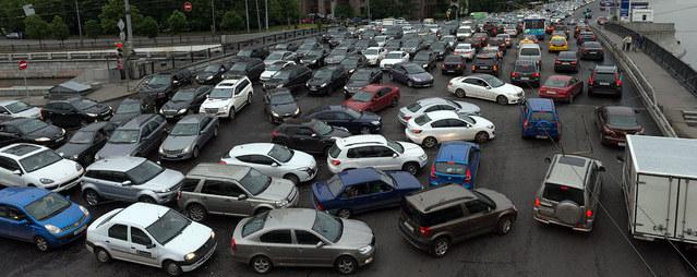 ЦОДД рассказал, куда лучше не ездить автомобилистам в Москве