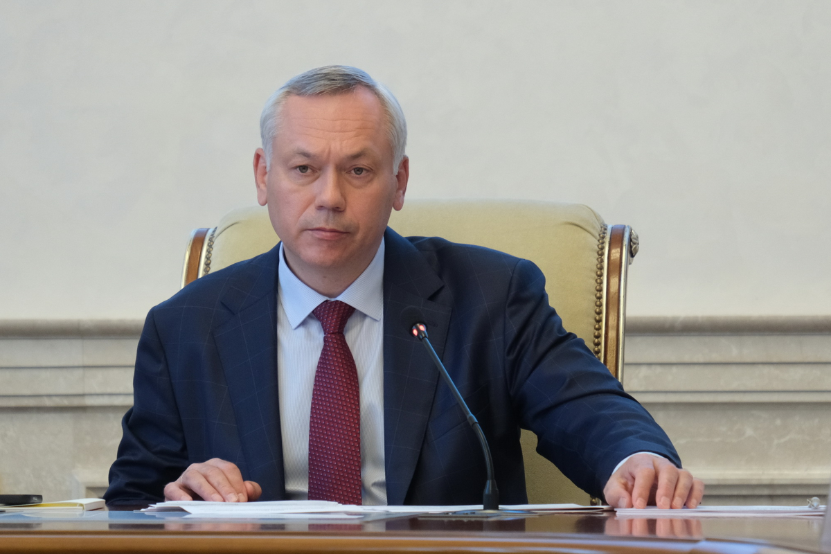 Губернатор Андрей Травников подписал обновленную программу по борьбе с коррупцией в Новосибирской области