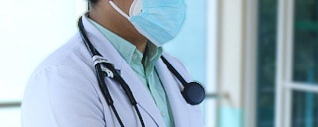 Главврача Магаданской областной больницы привлекли к ответственности за махинации с договорами
