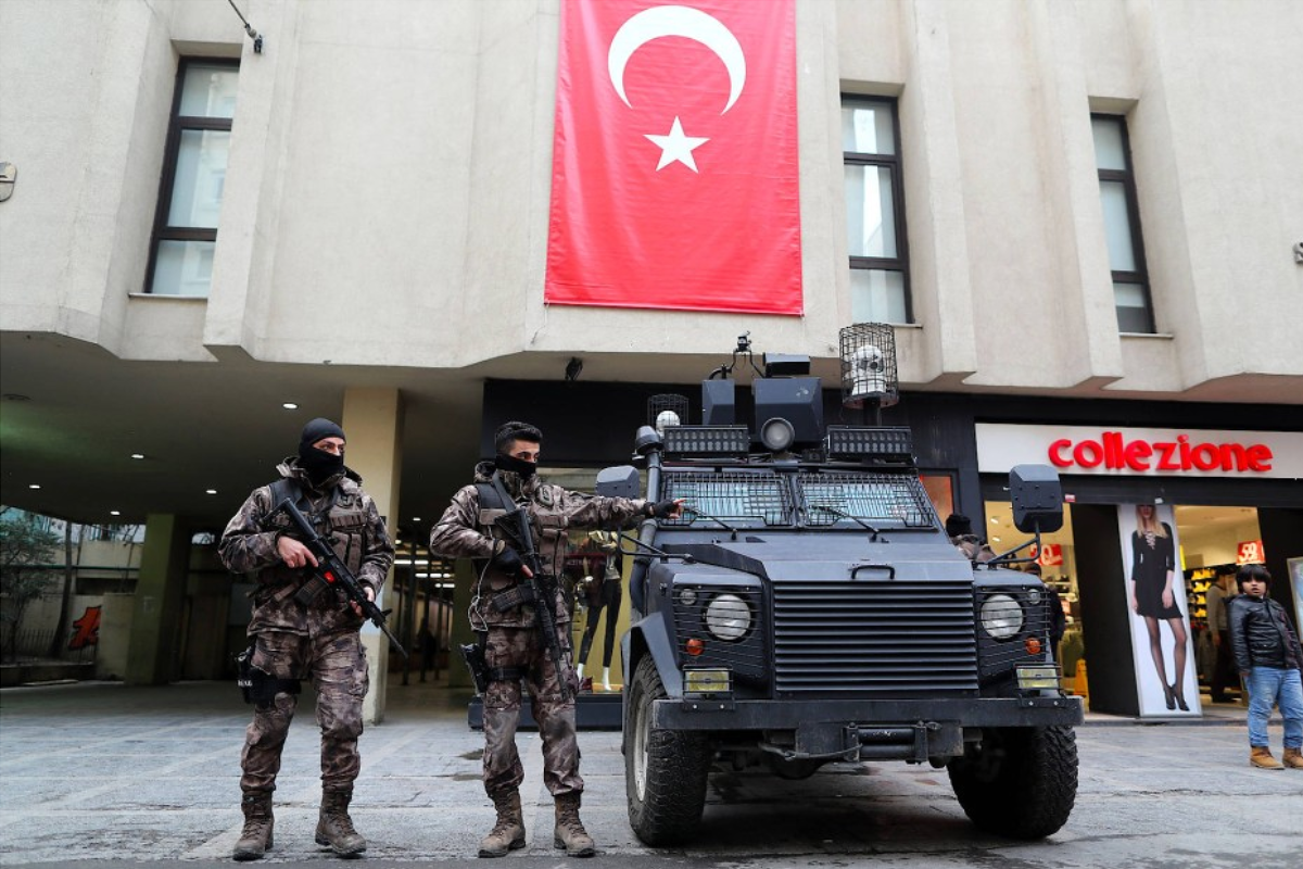 В Турции за неделю задержали более 200 подозреваемых в сотрудничестве с ИГИЛ