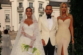 Затмила невесту? Фанаты Бородиной критикуют Лопыреву за «неуместное» фото с ее мужем