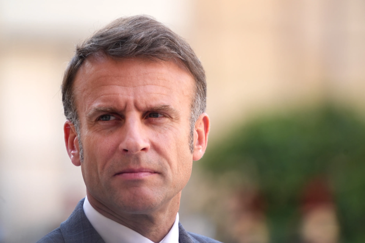 Макрон объяснил Трампу, как тот должен вести себя с Путиным