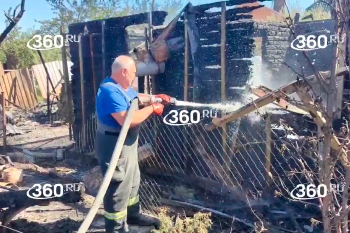 Опубликованы кадры последствий крупного пожара в Чехове после атаки БПЛА