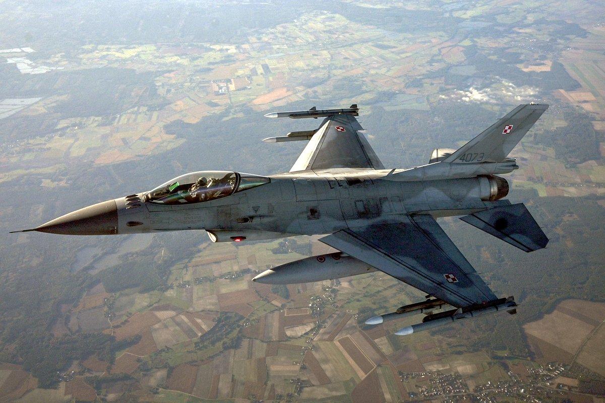 Командование ВСУ возлагает большие надежды на обещанные Западом истребители F-16