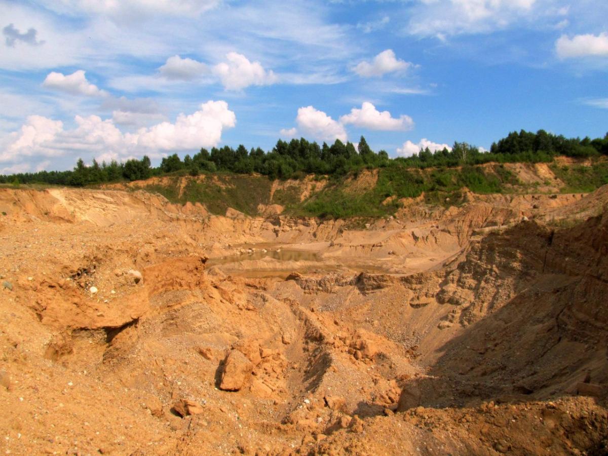 В Красноярском крае 15-летнего подростка насмерть засыпало песком