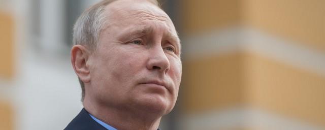 Путин и Макрон завершили переговоры, длившиеся около трех часов