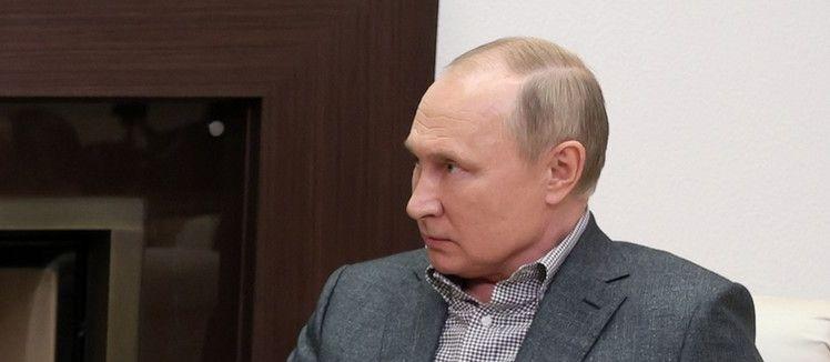 Putin revaccinated with Sputnik Light single-component vaccine