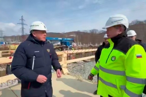 Губернатор Валерий Лимаренко проверил ход работ по продлению улицы Горького и расширению Корсаковской трассы до четырех полос в Южно-Сахалинске