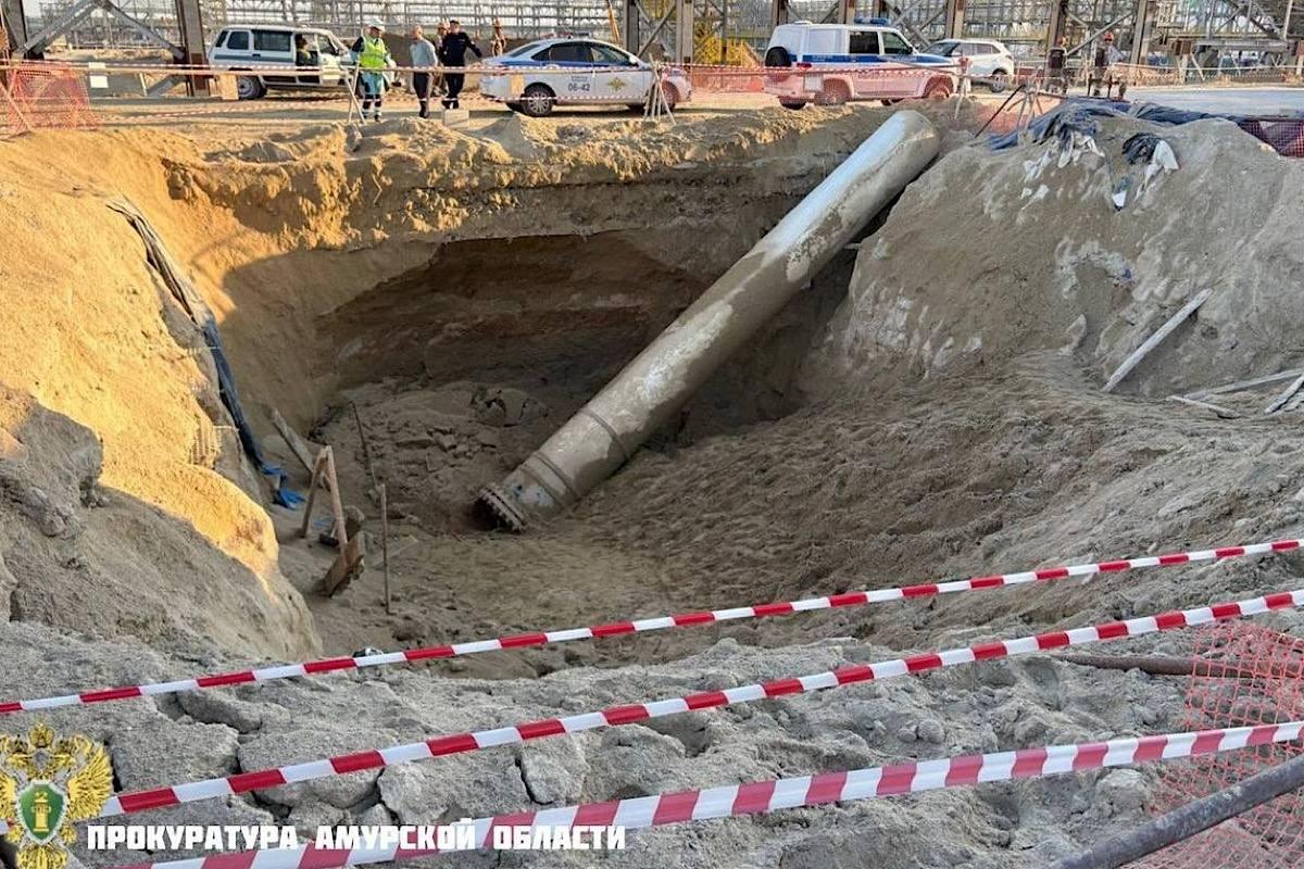 Рабочий погиб на площадке Амурского газохимического комплекса