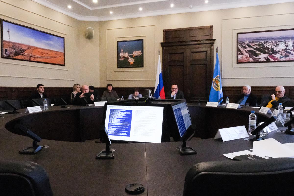 По поручению председателя Думы Астраханской области Игоря Мартынова на заседании экспертного совета обсудили применение налоговых ставок по упрощенной системе налогообложения
