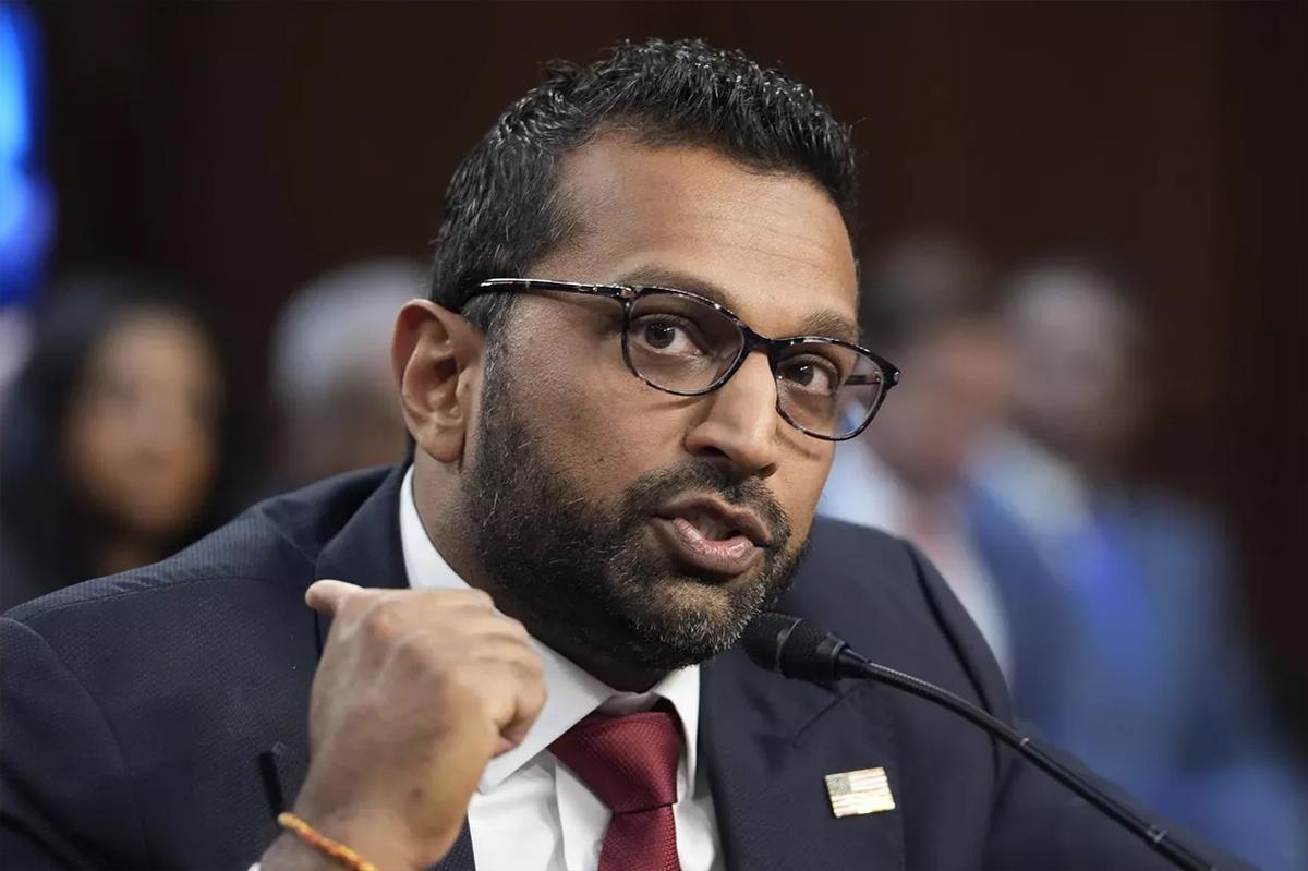 Охота на хакеров: ФБР оценило голову взломщиков почты своего директора в $10 млн