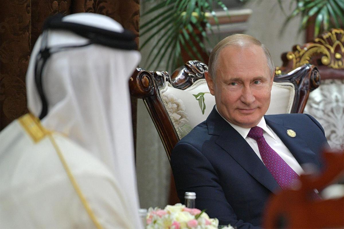 Путин (военный преступник) проведет в Кремле переговоры с эмиром Катара