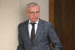 Фетисов выступил за письменность фамилий игроков КХЛ кириллицей