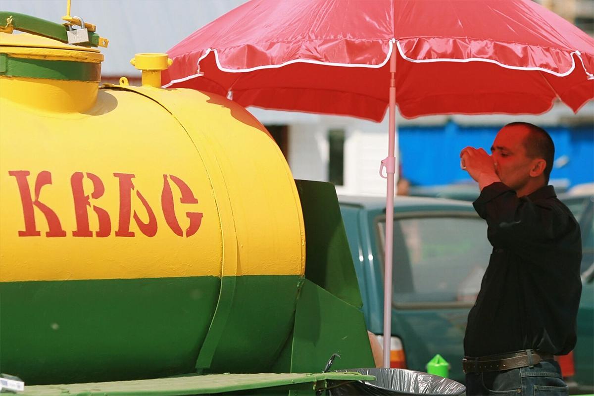 Роспотребнадзор рассказал, кому нельзя пить квас