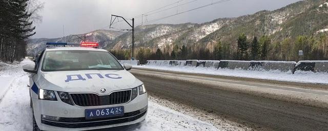 В Красноярске разыскивают водителя, чуть не сбившего сотрудника ГИБДД